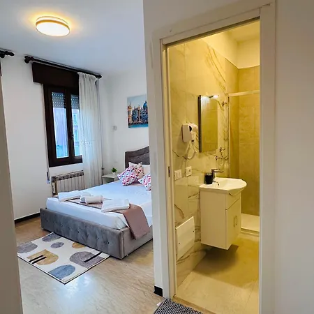 Alisa House Affittacamere Venezia